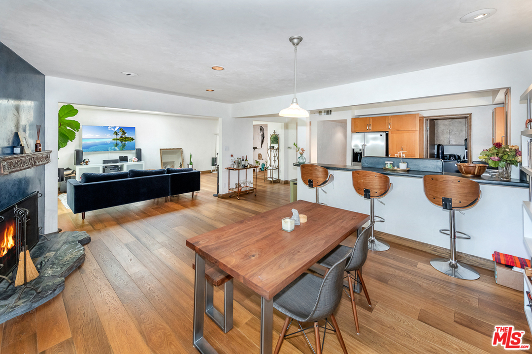 1104 Palms Boulevard Venice, CA 90291 - Photo 13 of 32