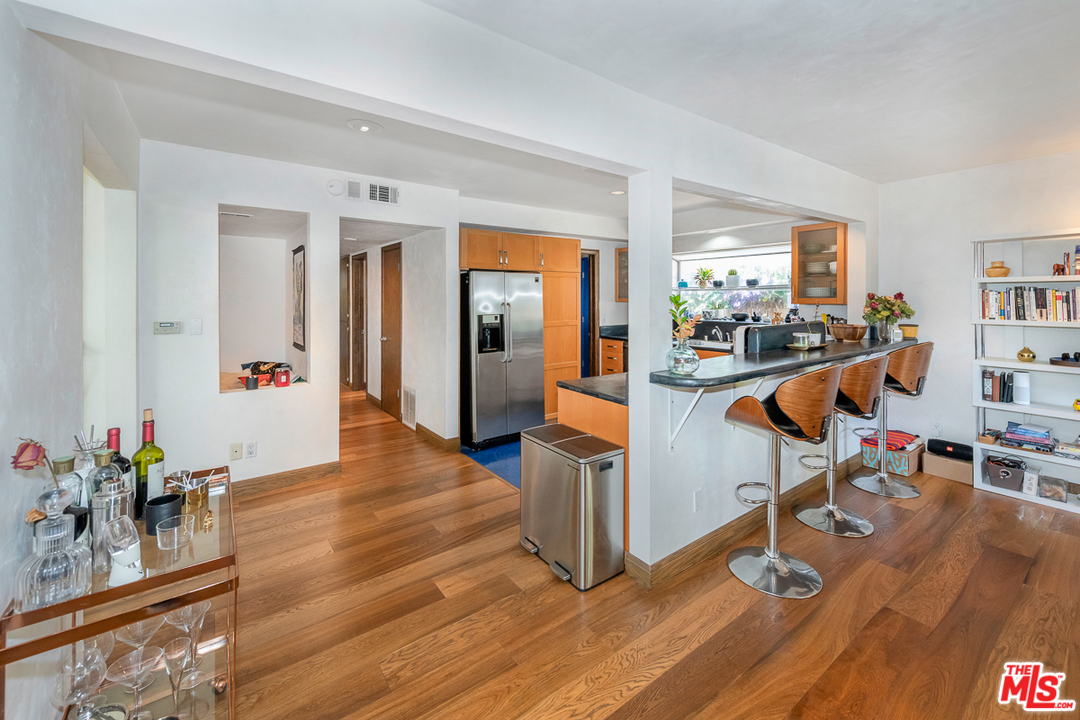 1104 Palms Boulevard Venice, CA 90291 - Photo 14 of 32