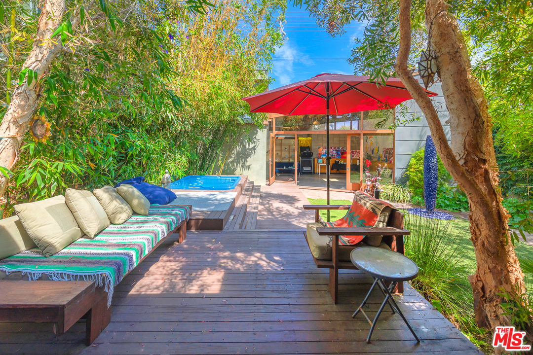 1104 Palms Boulevard Venice, CA 90291 - Photo 3 of 32