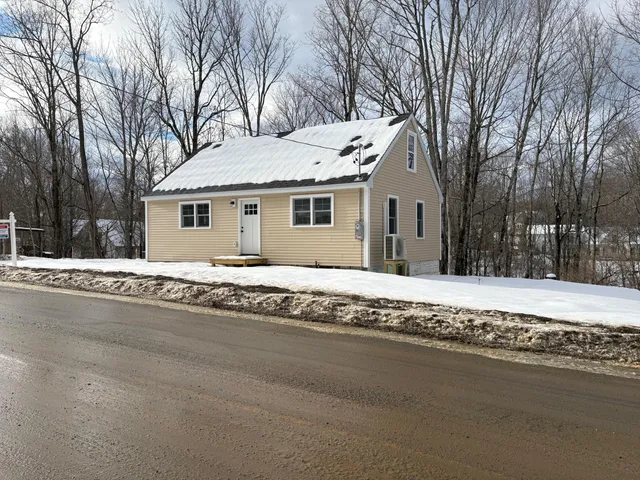 $279,000 | 39 High Street, Freedom, ME 04941