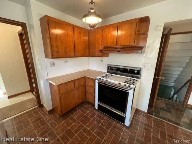 5981 Flemings Lake Road Clarkston, MI 48346 - Photo 17 of 66 Gallery Image 17