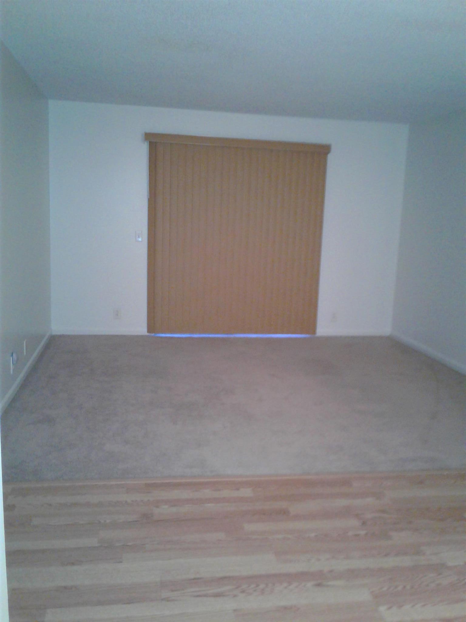 500 Paragon Mills Road Nashville, TN 37211 - Photo 4 of 11 Living room
