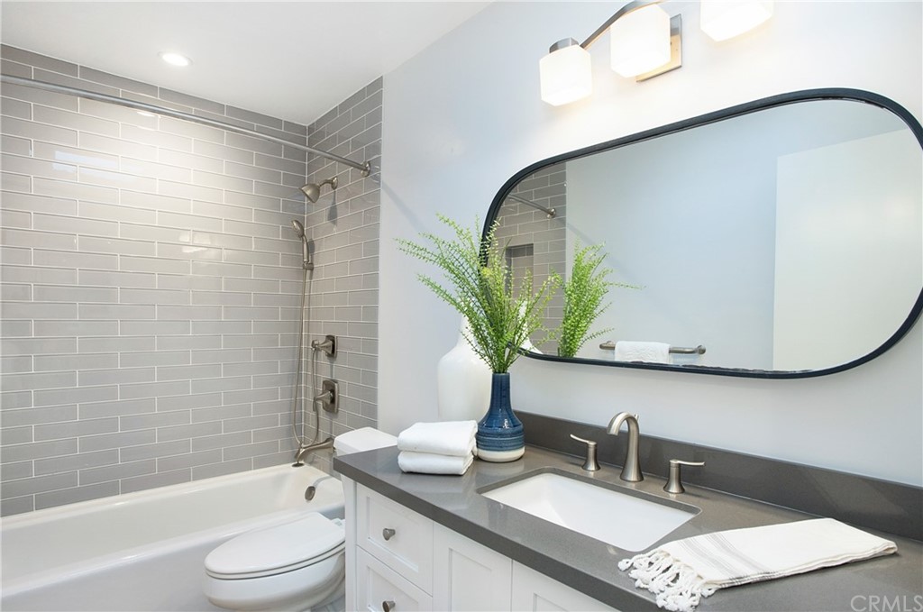 1661 Texas Circle Costa Mesa, CA 92626 - Photo 35 of 36 Remodeled secondary bathroom
