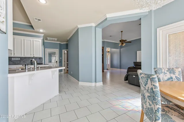 $275,000 | 407 Bon Temps Drive, Lafayette, LA 70506