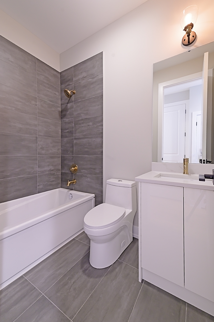 1822 West Rice Street, Unit 2 Chicago, IL 60622 - Photo 19 of 20