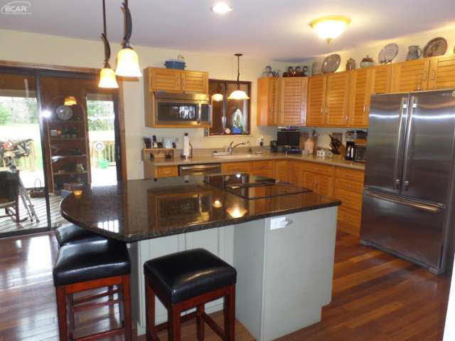 12030 Caldwaller Road Fenton, MI 48430 - Photo 12 of 52 21137160-11.JPG