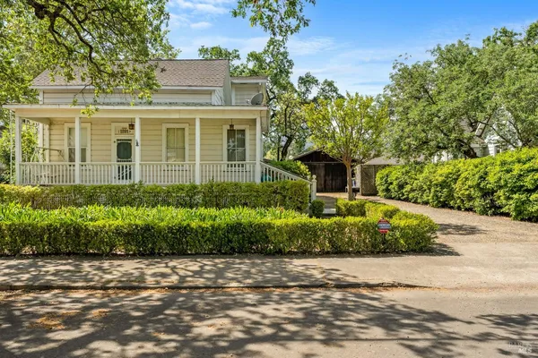 $1,495,000 | 1201 Edwards Street, St. Helena, CA 94574