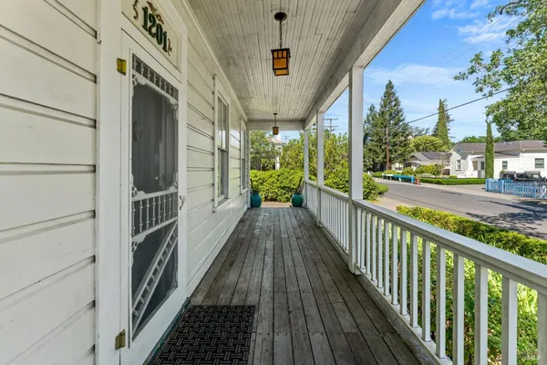 $1,495,000 | 1201 Edwards Street, St. Helena, CA 94574
