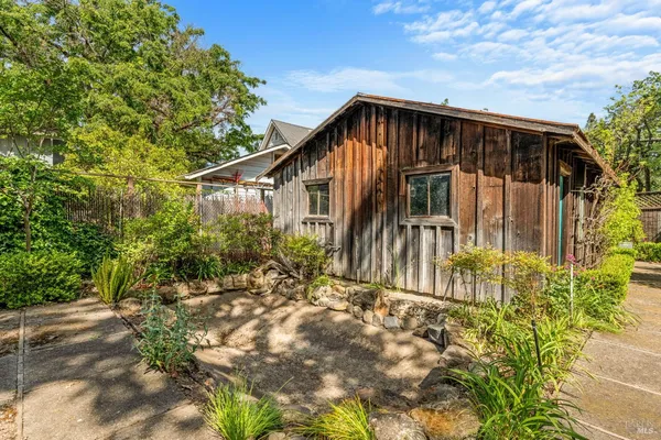 $1,495,000 | 1201 Edwards Street, St. Helena, CA 94574