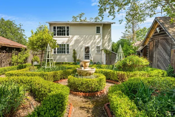 $1,495,000 | 1201 Edwards Street, St. Helena, CA 94574
