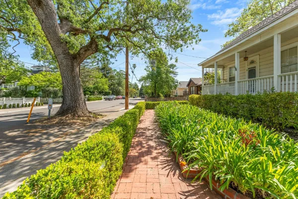 $1,495,000 | 1201 Edwards Street, St. Helena, CA 94574