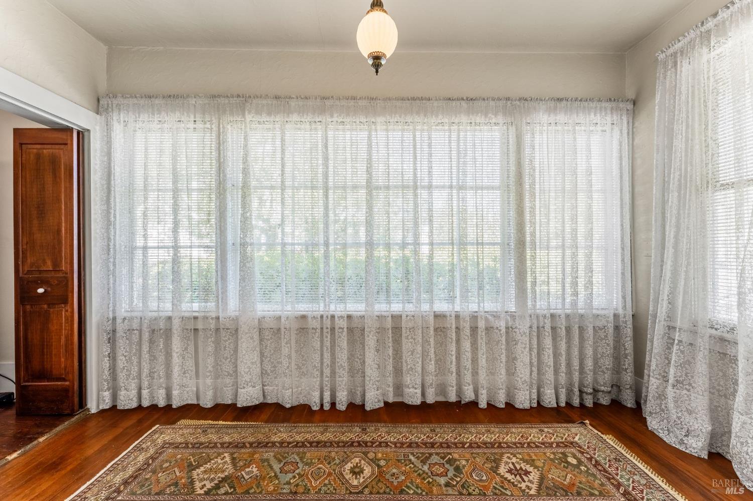 1201 Edwards Street St. Helena, CA 94574 - Photo 9 of 37