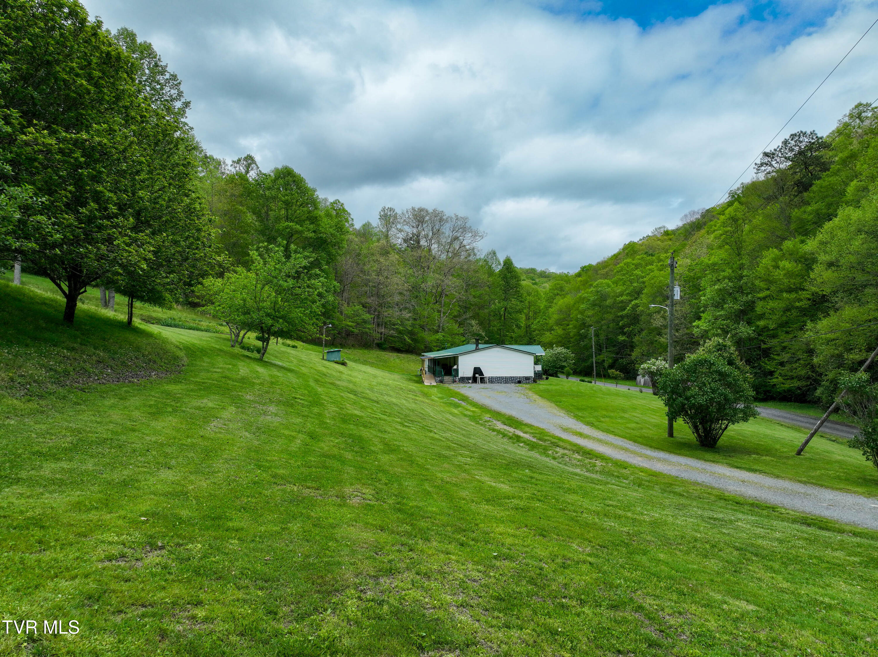 903 Flatwoods Road Coeburn, VA 24230 - Photo 45 of 74 903 Flatwoods Dr Drone JOANA-2