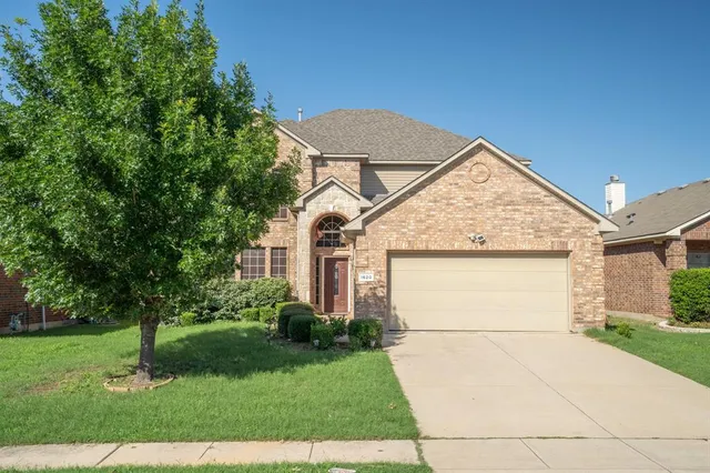 $2,900 | 1620 Secretariat Lane, Irving, TX 75060