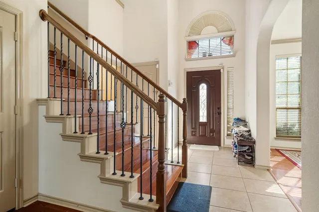 $2,900 | 1620 Secretariat Lane, Irving, TX 75060