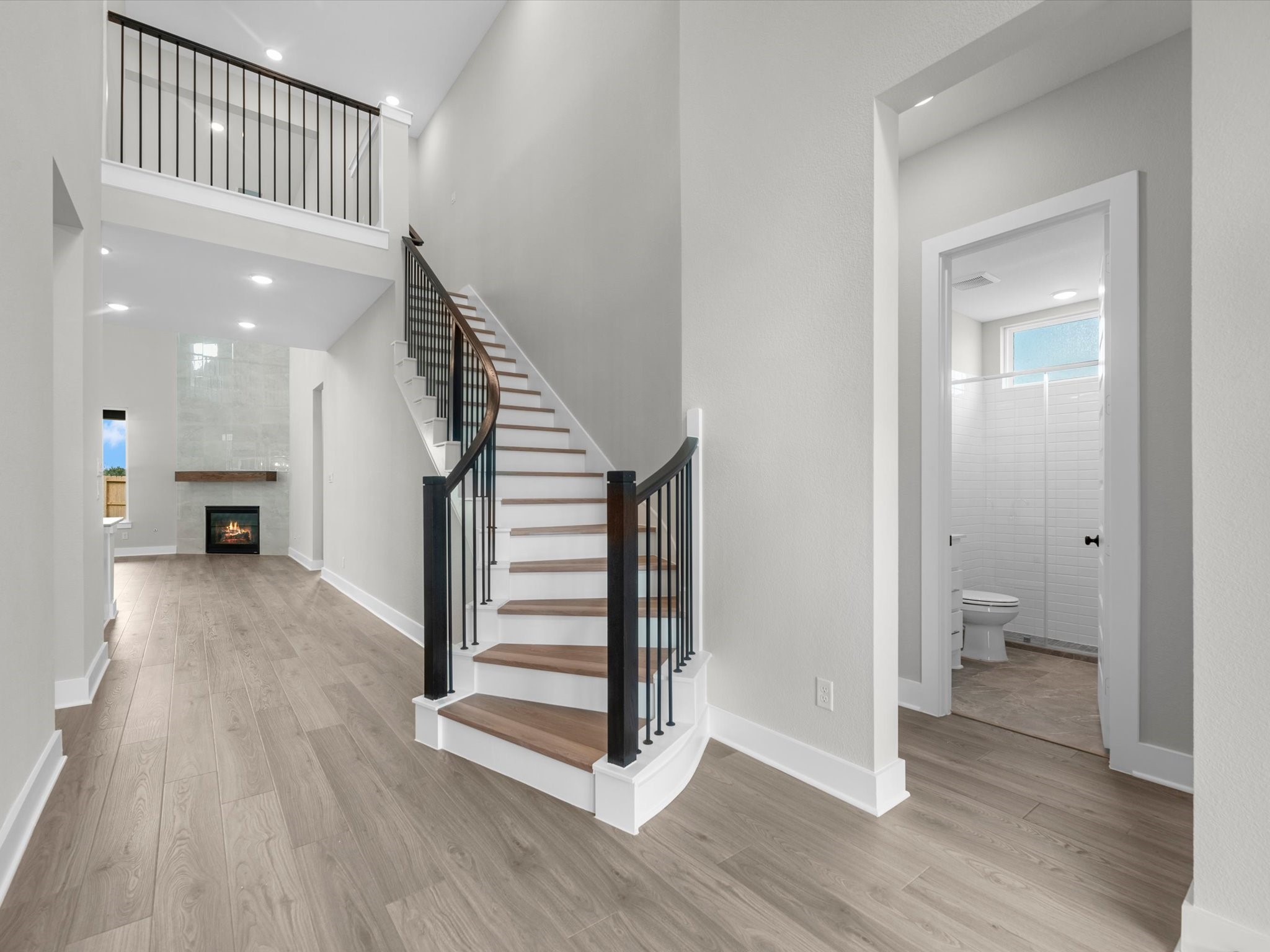 2723 Goodman Ridge Drive Rosharon, TX 77583 - Photo 10 of 40 Gallery Image 10
