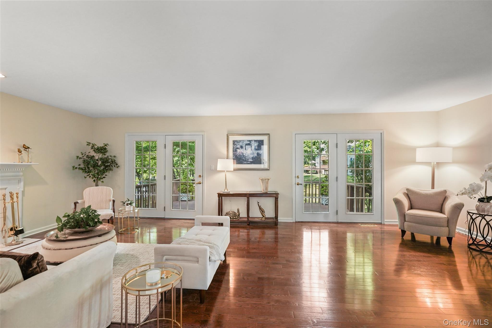 18 Cross River Road Mount Kisco, NY 10549 - Photo 5 of 30 a living room with furniture and wooden floor
