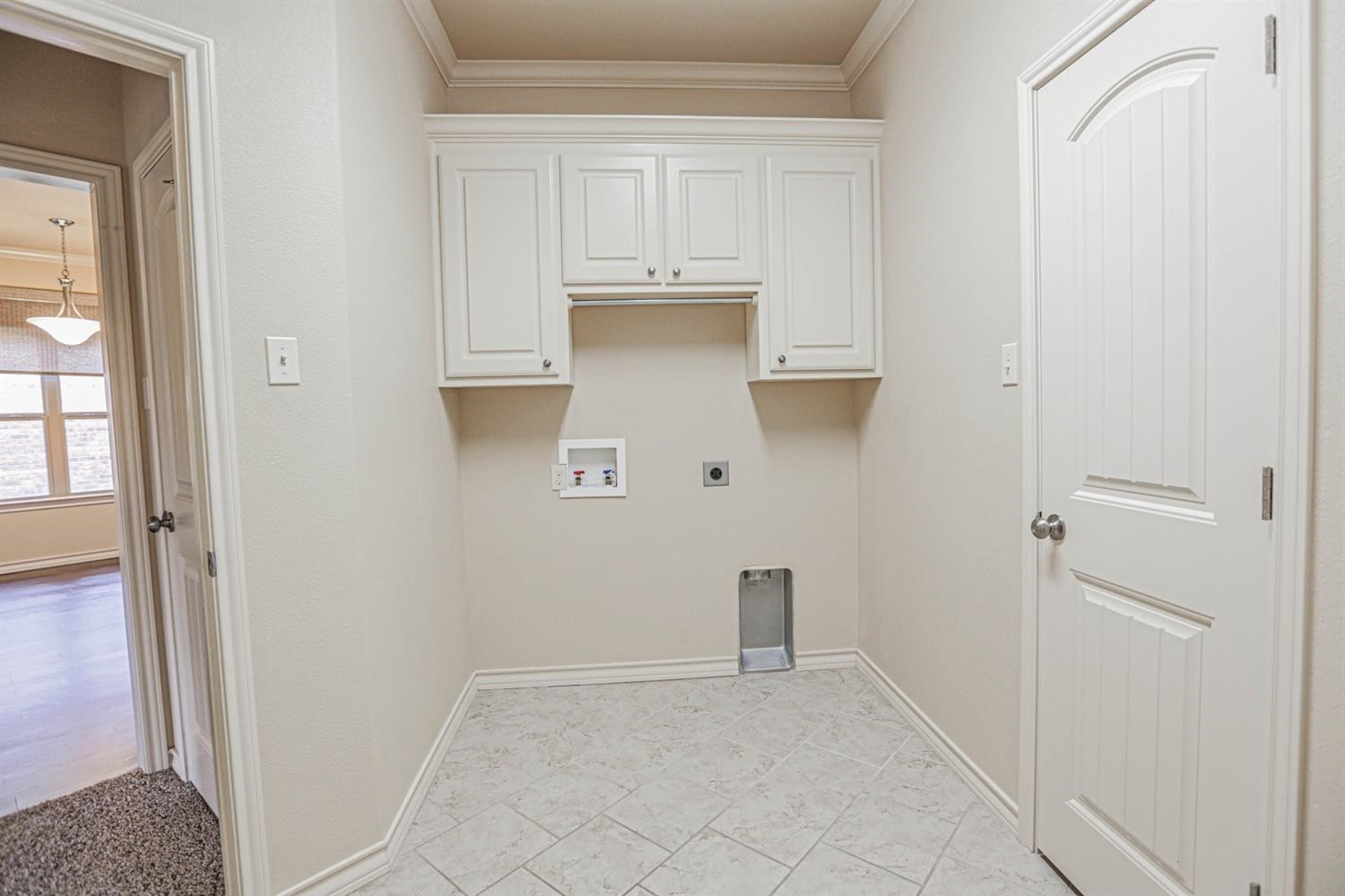 5019 Jarvis Street Lubbock, TX 79416 - Photo 26 of 31 a view of an empty room