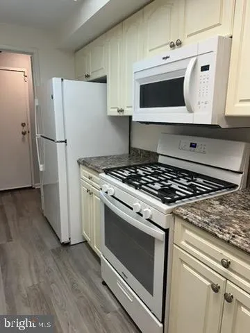 $1,850 | 10204 Prince Place, Unit 3105, Upper Marlboro, MD 20774