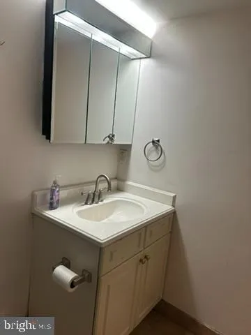 $1,850 | 10204 Prince Place, Unit 3105, Upper Marlboro, MD 20774