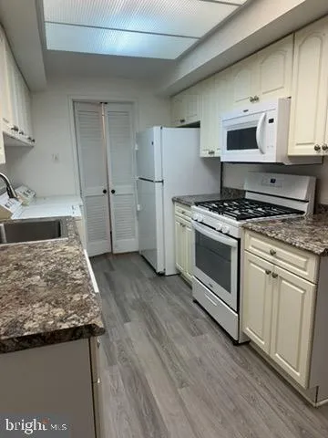 $1,850 | 10204 Prince Place, Unit 3105, Upper Marlboro, MD 20774