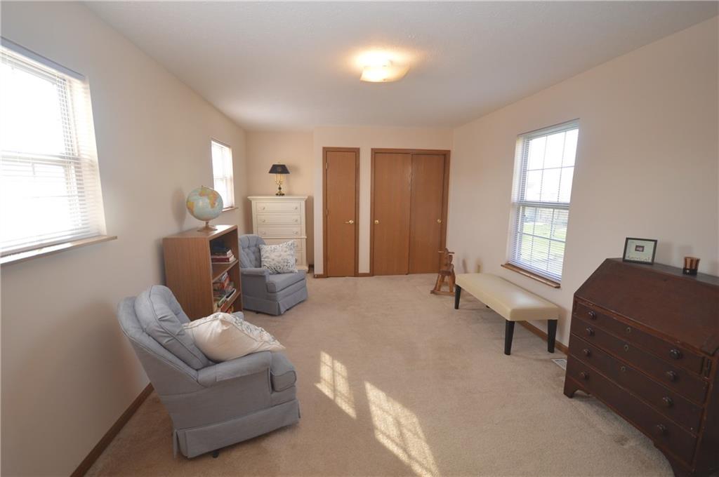 5662 Rains Lane Indianapolis, IN 46254 - Photo 13 of 22 Gallery Image 13