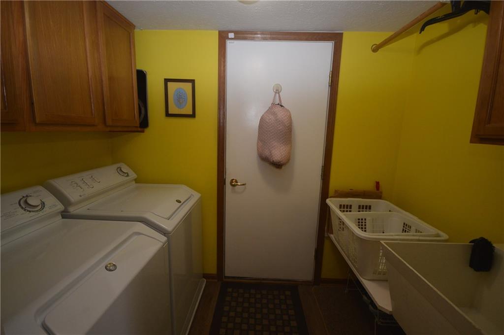 5662 Rains Lane Indianapolis, IN 46254 - Photo 18 of 22 Gallery Image 18