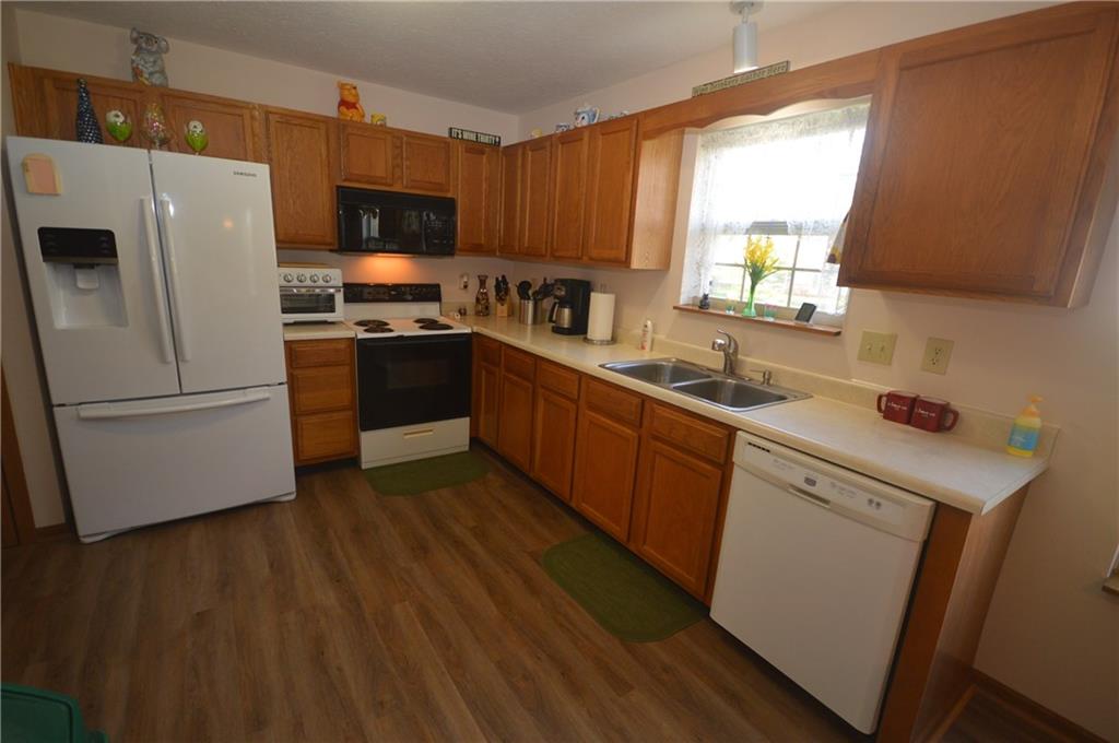 5662 Rains Lane Indianapolis, IN 46254 - Photo 6 of 22 Gallery Image 6
