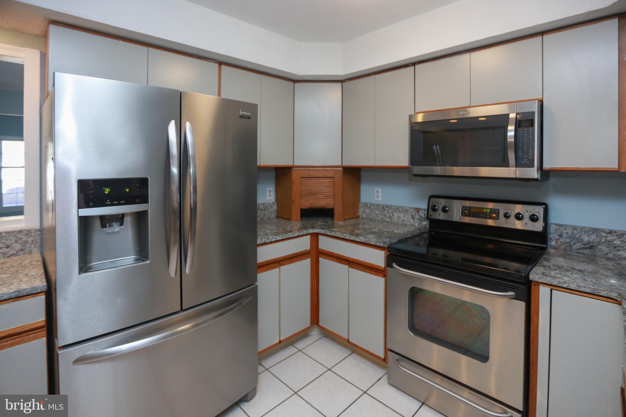 9107 Kilbride Road Baltimore, MD 21236 - Photo 6 of 19