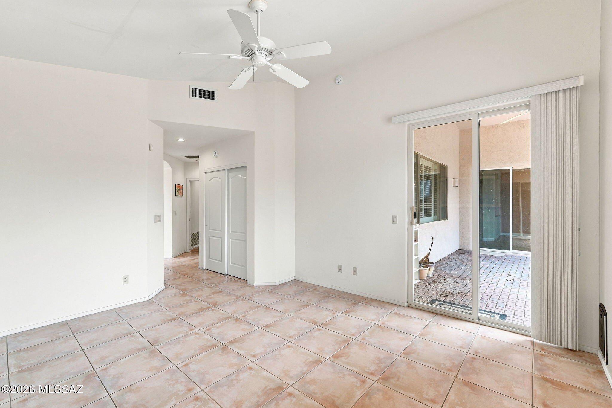 9740 East Spring Ridge Place Tucson, AZ 85749 - Photo 27 of 48 Primary suite