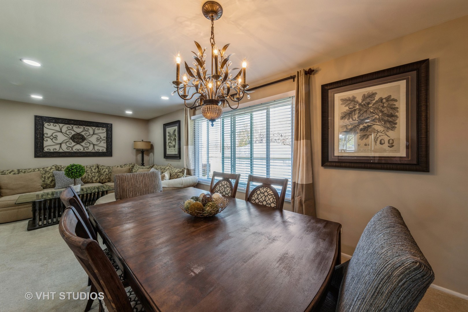 53 Wedgewood Road Matteson, IL 60443 - Photo 8 of 27 a living room with furniture and a large window