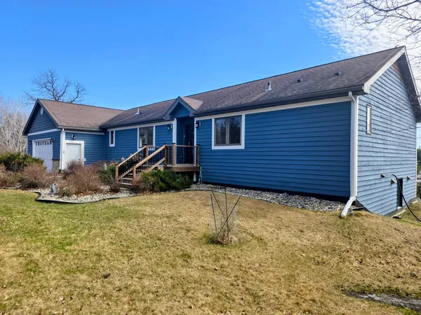 $699,000 | 1892 Highway 11 East, International Falls, MN 56649