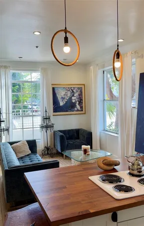 $2,300 | 1502 Jefferson Avenue, Unit 108, Miami Beach, FL 33139