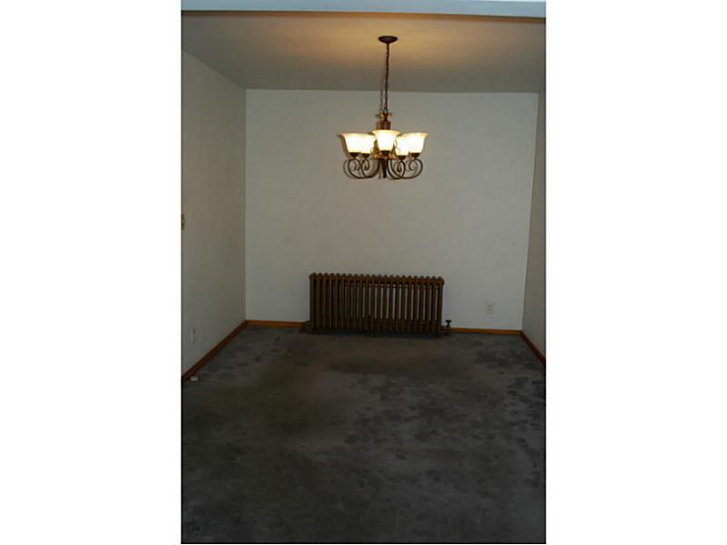 2924 Fernwald Road Pittsburgh, PA 15217 - Photo 5 of 16 Dining Room.