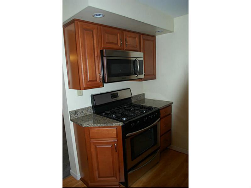2924 Fernwald Road Pittsburgh, PA 15217 - Photo 6 of 16 Kitchen.