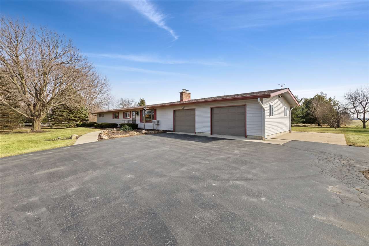 2279 East Montague Road Byron, IL 61010 - Photo 35 of 40 Gallery Image 35