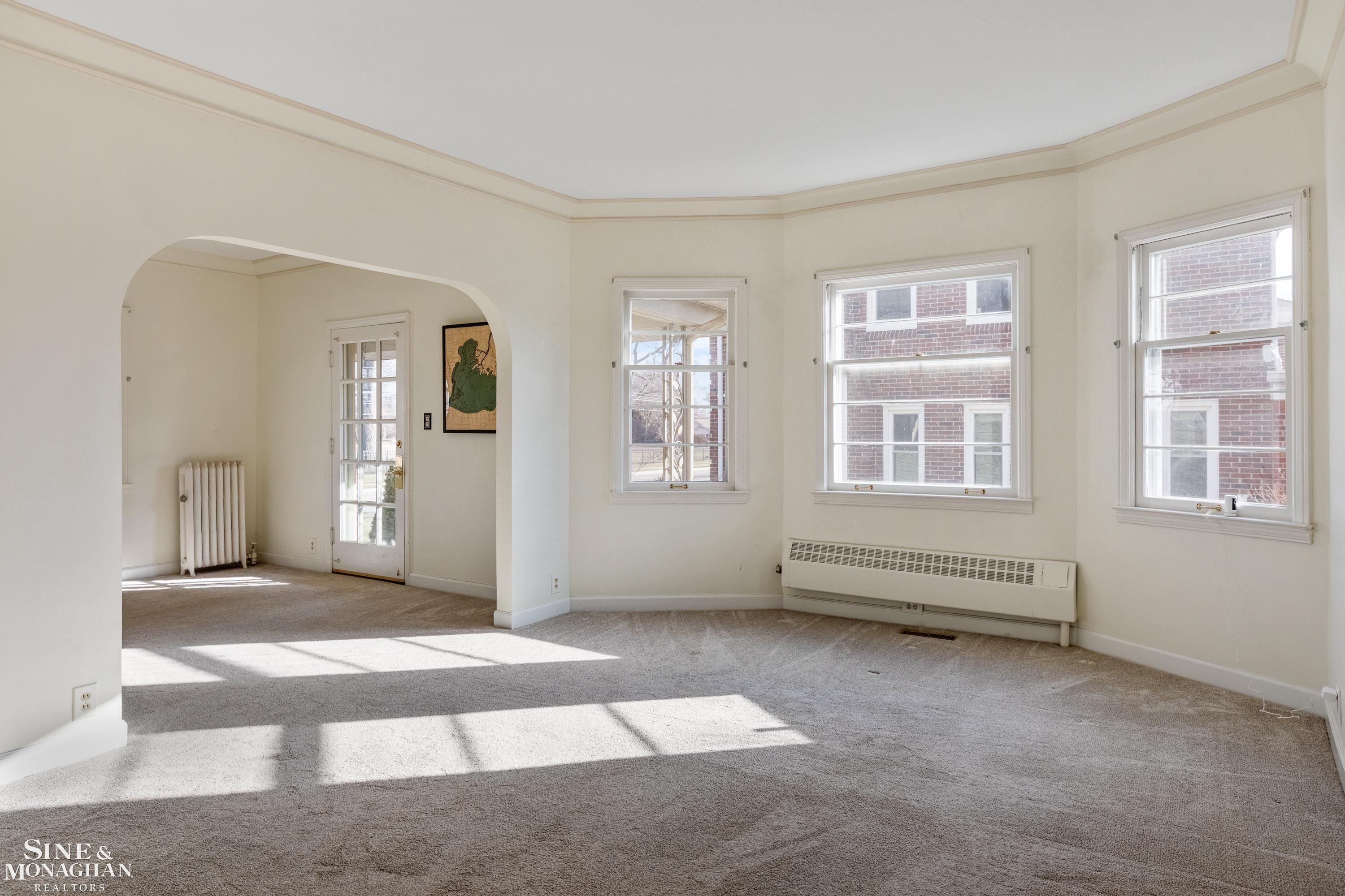 41 Vernier Road Grosse Pointe Shores, MI 48236 - Photo 4 of 41