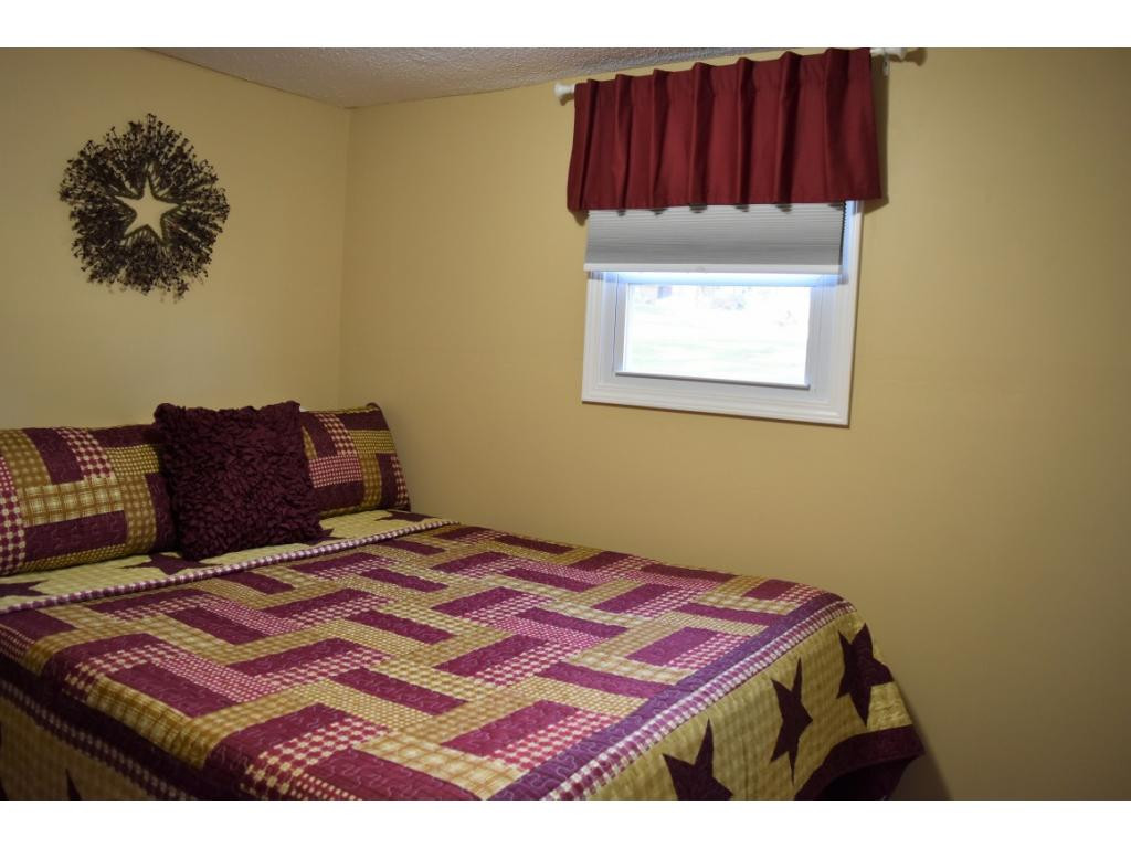 212 Dry Branch Road Elizabethton, TN 37643 - Photo 12 of 26 Photo 12