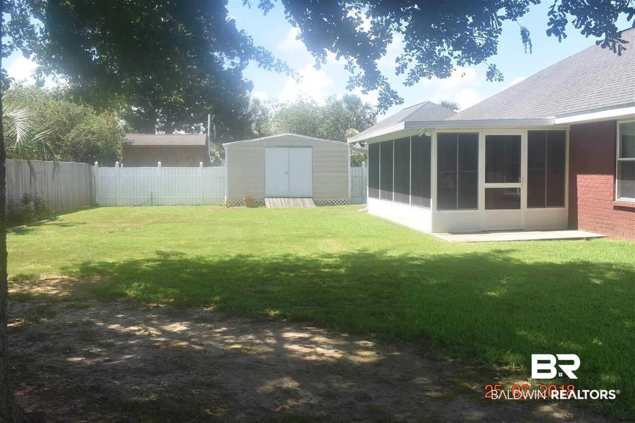 314 Monteith Oaks Drive Foley, AL 36535 - Photo 4 of 31 backyard