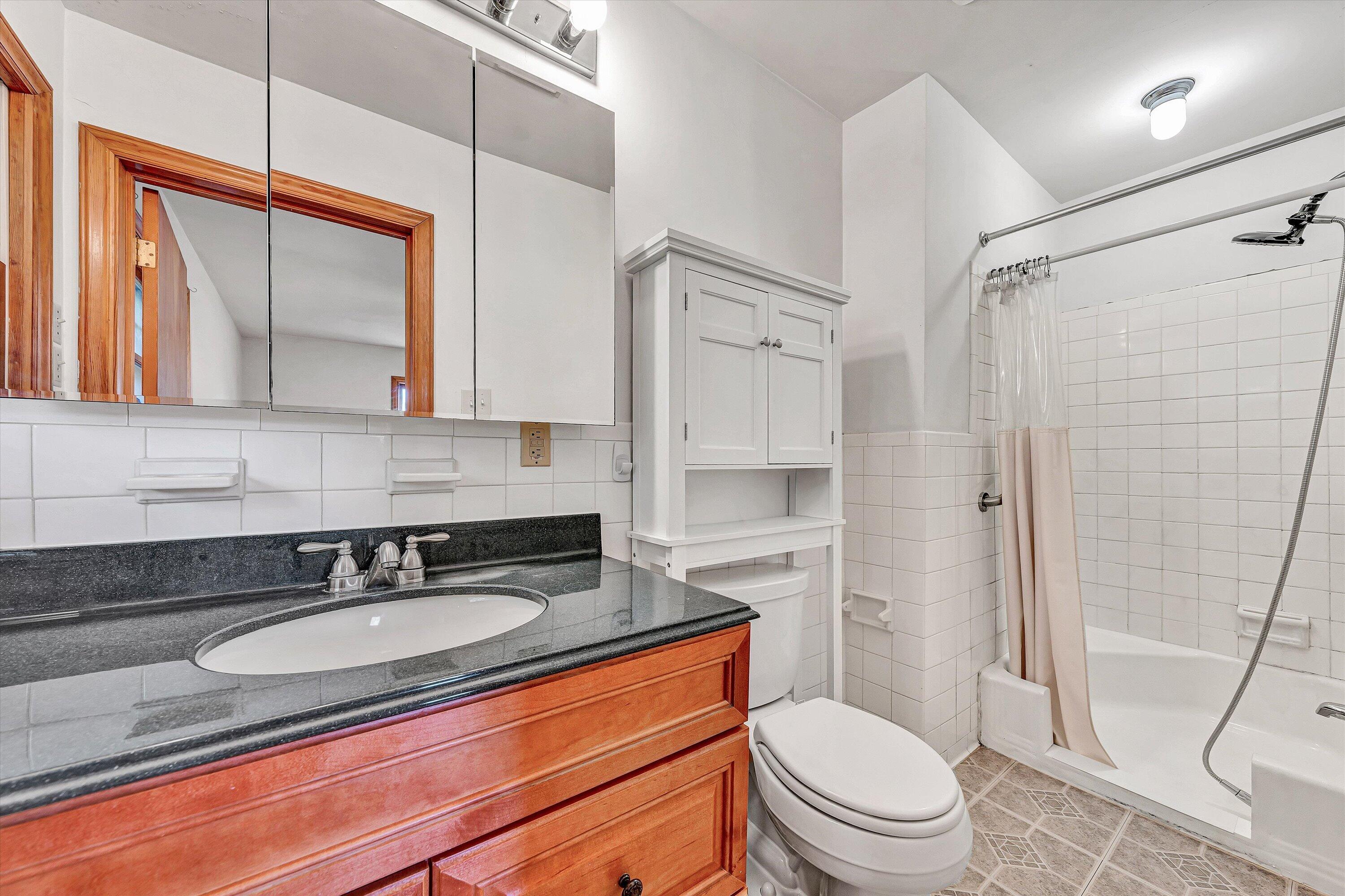 4506 Rosecrest Road Roanoke, VA 24018 - Photo 23 of 49 27-DSC00154