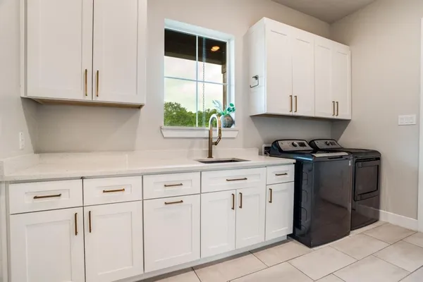 $1,149,999 | 6677 County Road 619, Farmersville, TX 75442