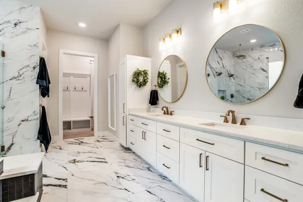 $1,149,999 | 6677 County Road 619, Farmersville, TX 75442