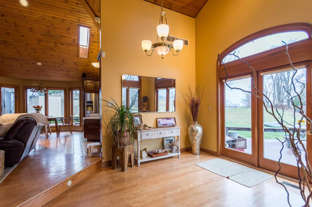 8569 South Strain Ridge Road Bloomington, IN 47401 - Photo 7 of 36 Gallery Image 7