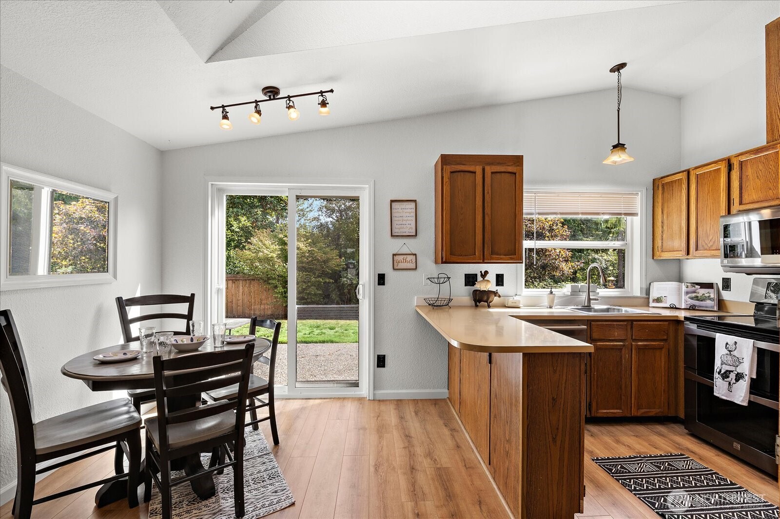 16721 6th Avenue Southeast Bothell, WA 98012 - Photo 12 of 36 Gallery Image 12