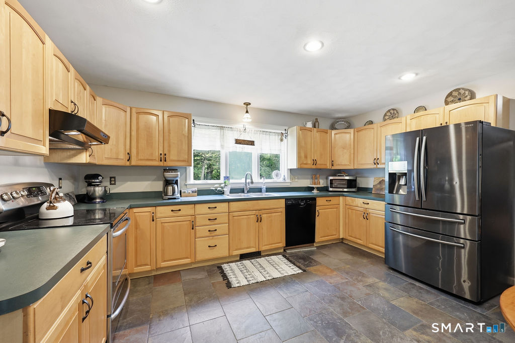 116 Bascom Road Lebanon, CT 06249 - Photo 3 of 30 Gallery Image 3