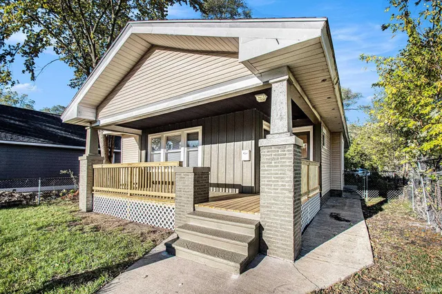 $164,000 | 611 Blaine Avenue, South Bend, IN 46628