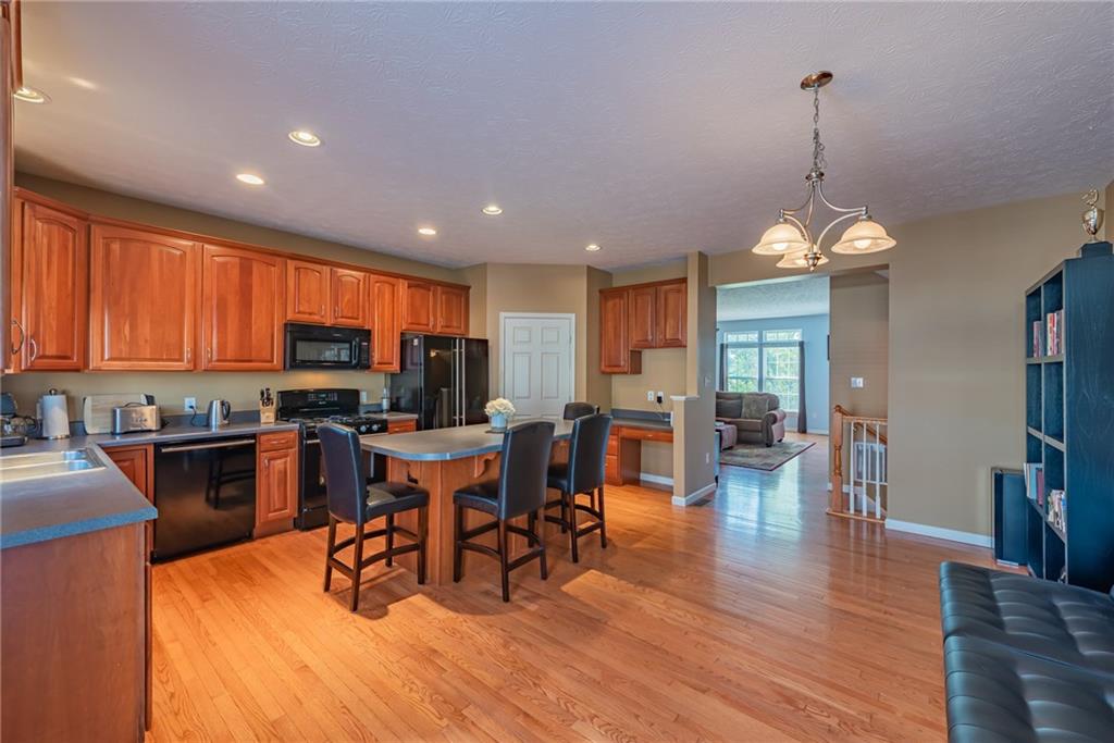4019 Village Run Road Wexford, PA 15090 - Photo 8 of 25 Gallery Image 8