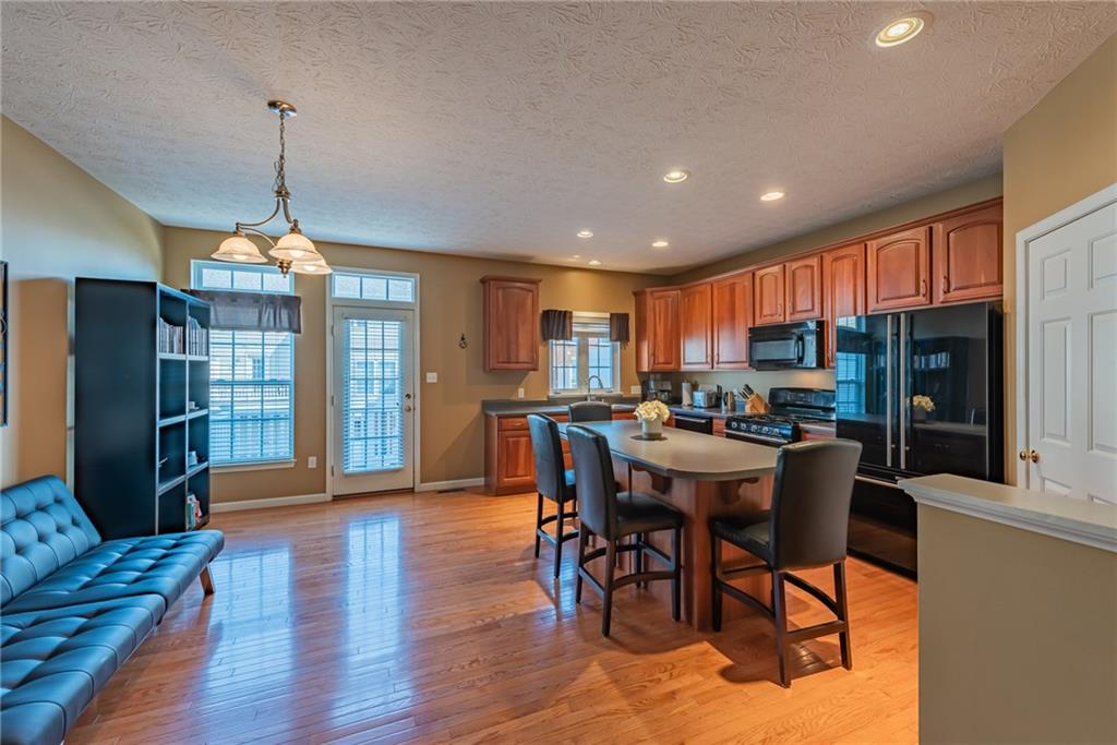 4019 Village Run Road Wexford, PA 15090 - Photo 10 of 25 Gallery Image 10