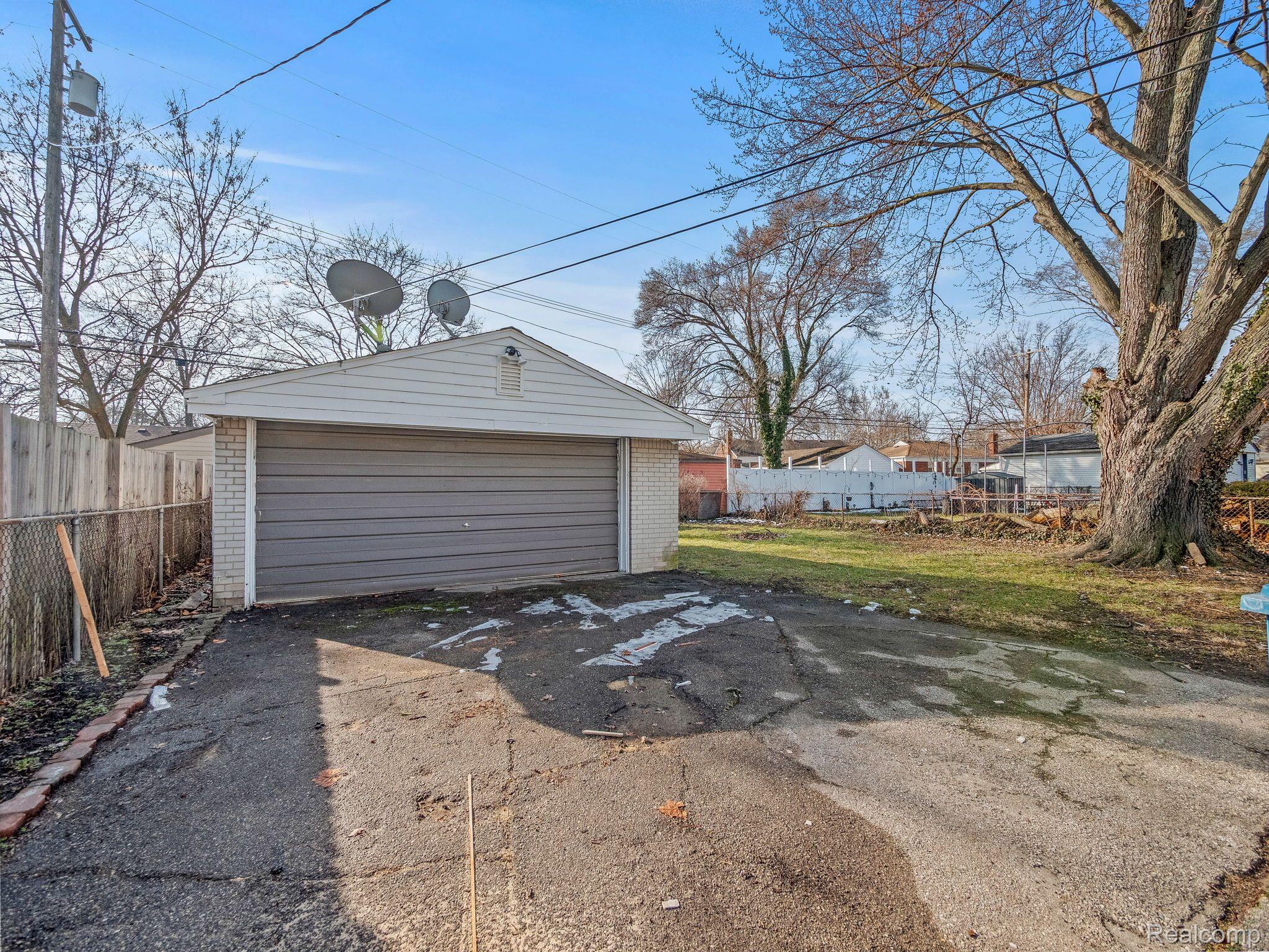 29701 Judith Street Inkster, MI 48141 - Photo 5 of 31 Gallery Image 5