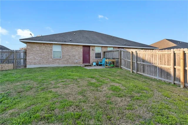 $2,000 | 3511 Paloma Ridge Drive, College Station, TX 77845